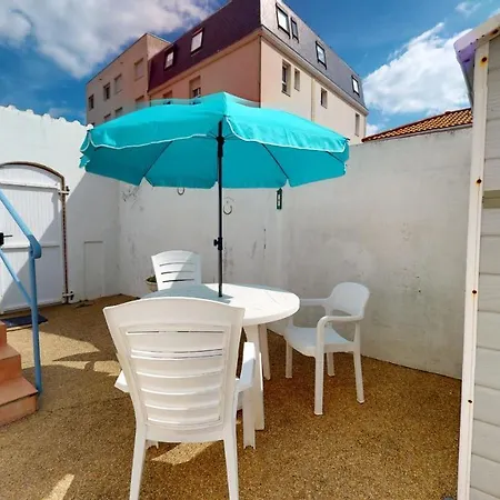 La Terrasse Du Port De Gilles Holiday home
