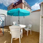 La Terrasse Du Port De Gilles בית נופש