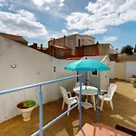 בית נופש La Terrasse Du Port De Gilles *